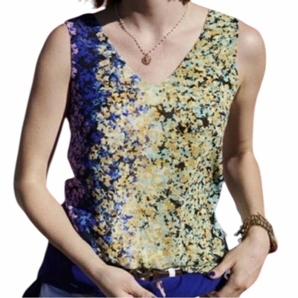 CAbi Multicolor Ditsy Watercolor Floral Sleeveless V-Neck Blouse #5538 S